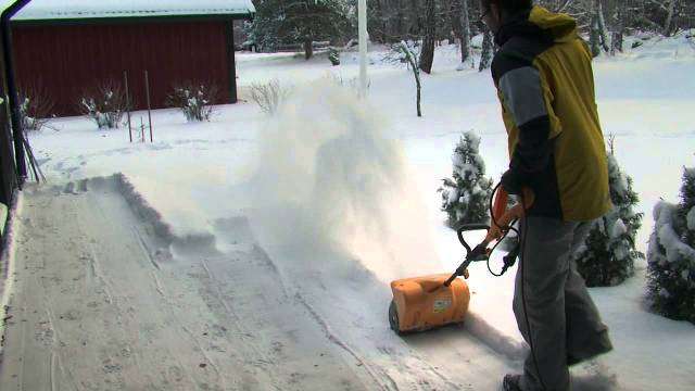 Снегоуборочные лопаты электрические от европейских производителей